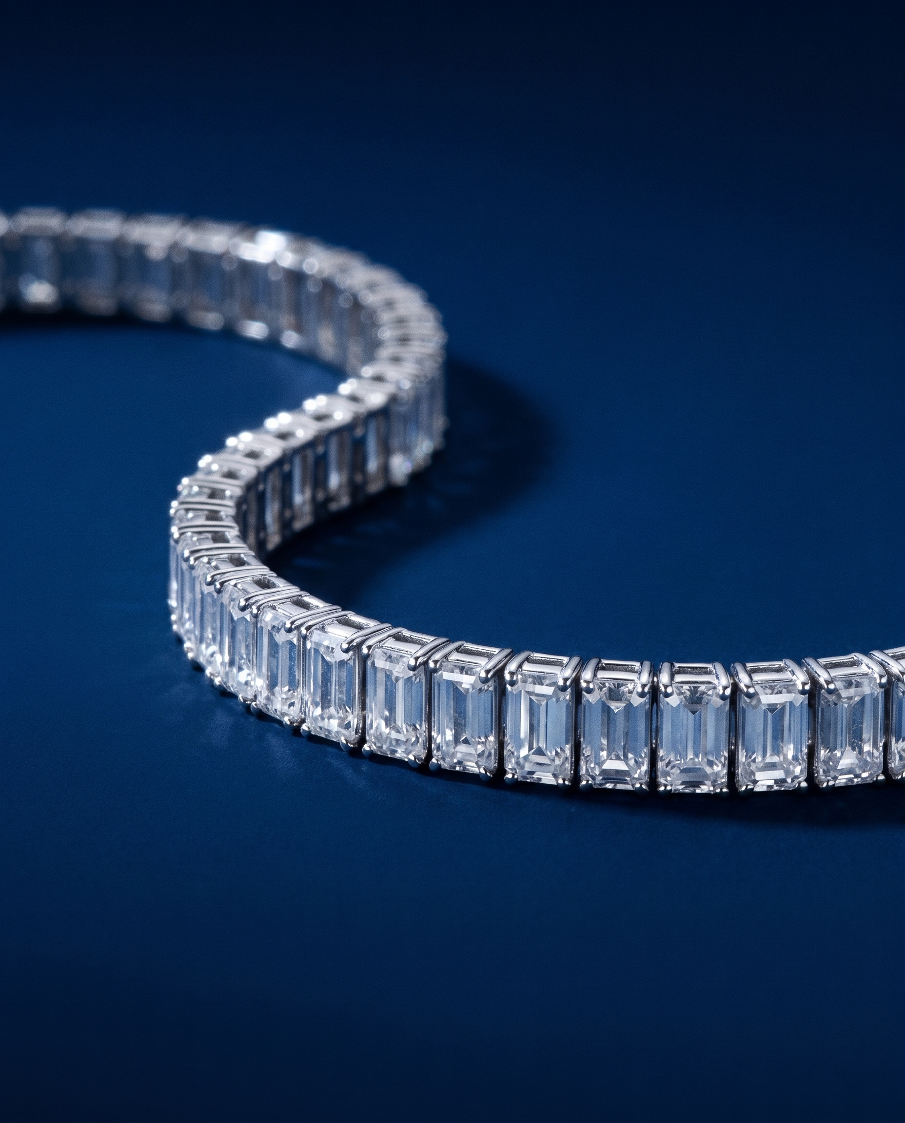 Deneb Lab-Grown Diamond Ring in Solid Gold